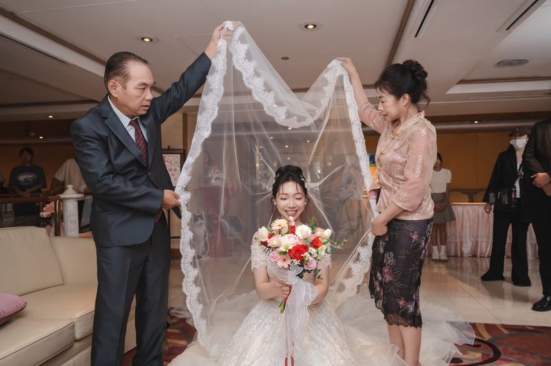 翔 & 怡婷 歐華酒店婚禮紀錄 37